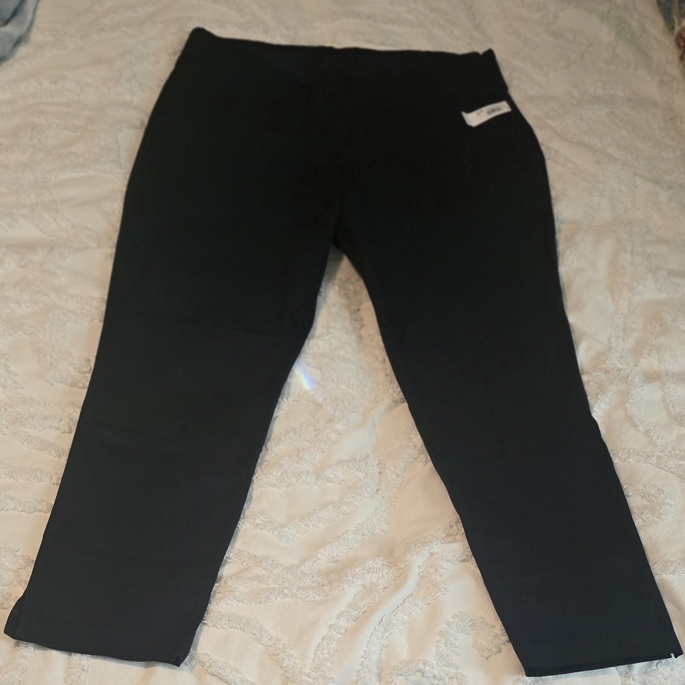 Old Navy Women's Navy Plus Ankle Pants, Elastic Waist, NWT Size 20L (1205)